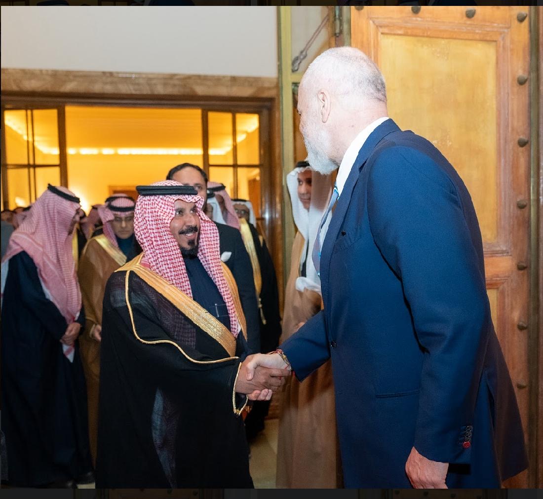 صورة من ألبانيا
